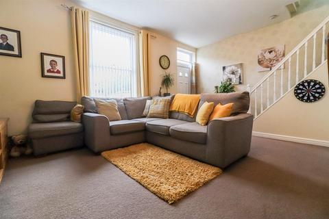 3 bedroom end of terrace house for sale, Charles Street, Ossett WF5