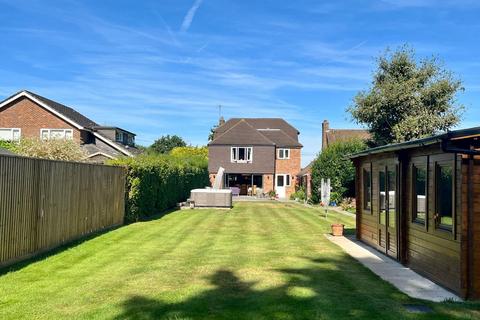 4 bedroom detached house for sale, Westwell Lane, Ashford, Kent