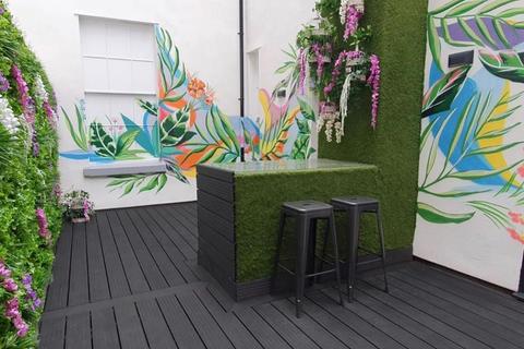 Studio for sale, Bold Street