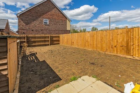 3 bedroom semi-detached house for sale, Fletton Drive, Milton Keynes MK17