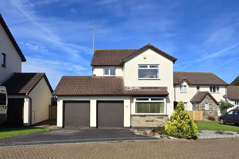 4 bedroom detached house for sale, Four Acres, Bideford