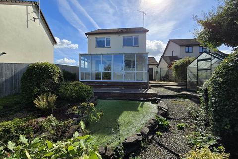 15 Four Acres, Bideford, EX39 3RW