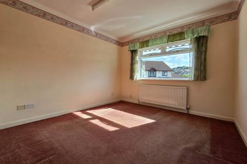 15 Four Acres, Bideford, EX39 3RW
