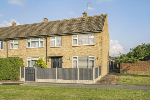 3 bedroom end of terrace house for sale, Leach Road, Bicester