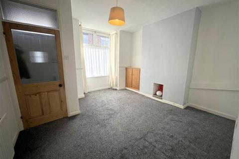 2 bedroom terraced house to rent, Harrison Terrace, Darlington