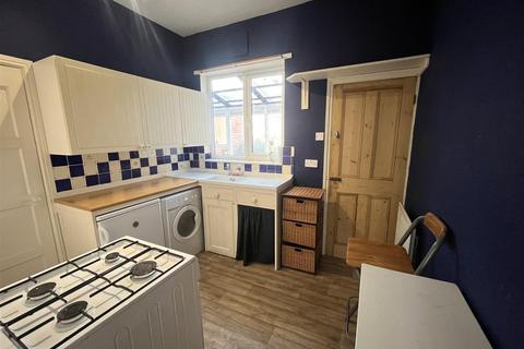 2 bedroom terraced house to rent, Harrison Terrace, Darlington