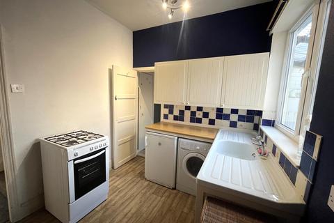 2 bedroom terraced house to rent, Harrison Terrace, Darlington