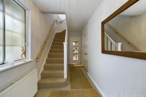 14 Old Farleigh Road, South Croydon, CR2 8PB