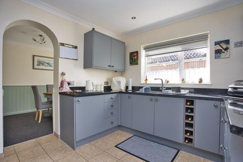 3 bedroom semi-detached bungalow for sale, Broadview, Folkestone, CT20