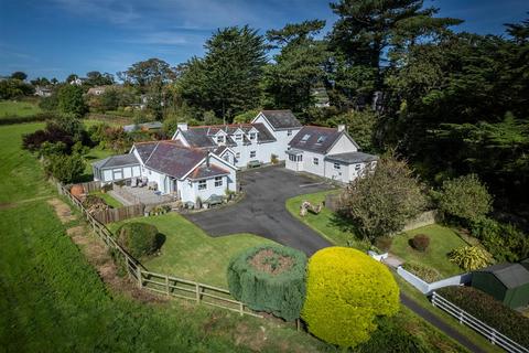 undefined, Llangoed, Anglesey