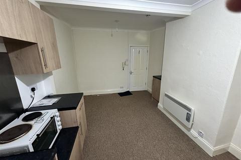 Studio to rent, Cranbrook Road, Redland, Bristol