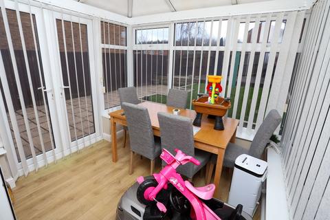 8 Forge Way, Oldbury, B69 2JR