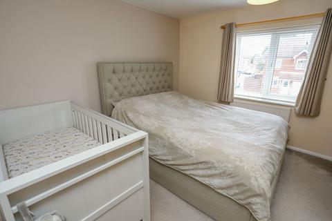 8 Forge Way, Oldbury, B69 2JR