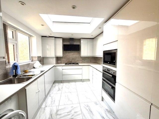 4-5 bedroom house