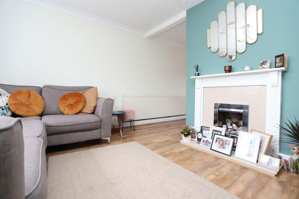Powell Avenue, Birmingham B32 2 bed terraced house for sale £215,000