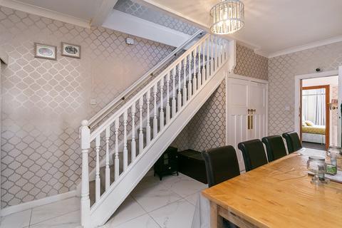 54 Durham Square, Edinburgh, EH15 1PP