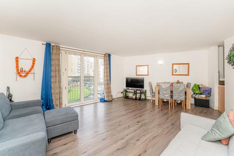 2 bedroom flat for sale, Franklin Building, Canary Wharf E14