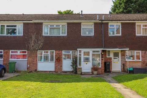 3 bedroom terraced house for sale, Parkfield Close, Halesowen B62