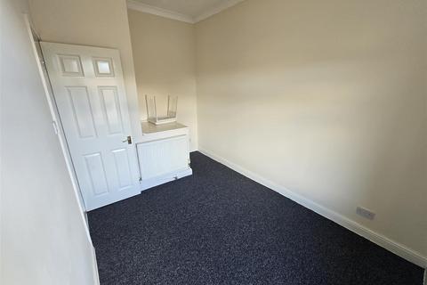 2 bedroom house to rent, Poplar Street, Tyldesley