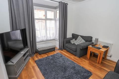 2 bedroom terraced house for sale, Maple Road, Halesowen B62