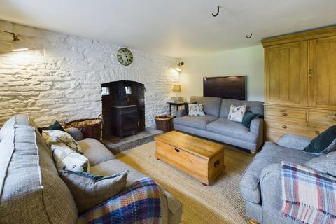 Clog Fawr Cottage Dyffryn Crawnon, Llangynidr, Crickhowell, NP8 1NU