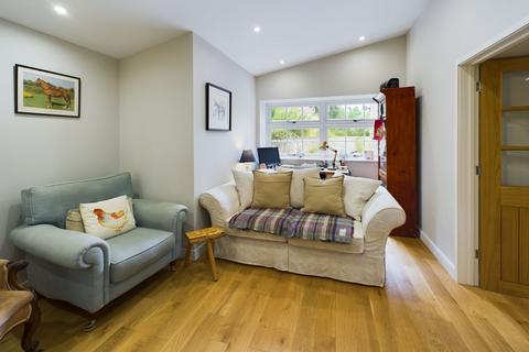 Clog Fawr Cottage Dyffryn Crawnon, Llangynidr, Crickhowell, NP8 1NU