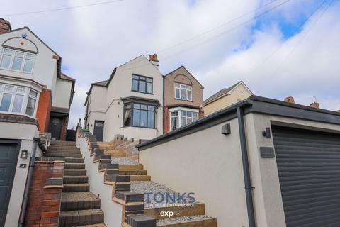 75 Barrs Road, Cradley Heath, B64 7HH
