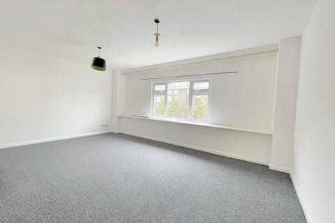 1 bedroom flat to rent, Terminus Road, Eastbourne BN21