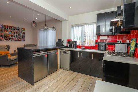 37 Chester Rise, Oldbury, B68 0SS