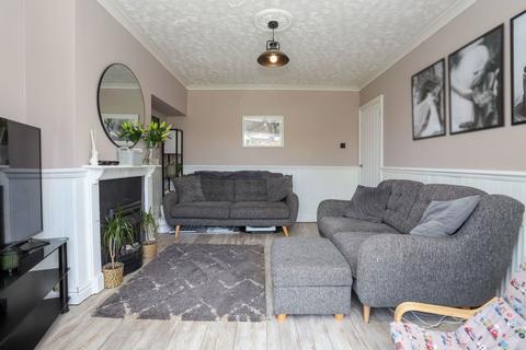36 Barnford Crescent, Oldbury, B68 8PP