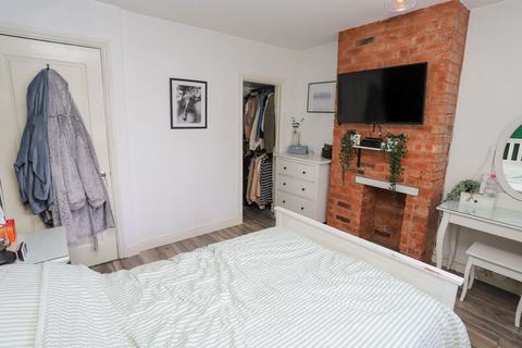 36 Barnford Crescent, Oldbury, B68 8PP