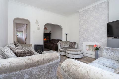 2 bedroom end of terrace house for sale, Ross, Rowley Regis B65