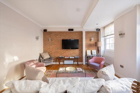 2 bedroom flat for sale, Fitzroy Street, Fitzrovia, W1T