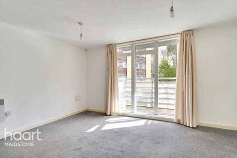 2 bedroom apartment for sale, Kingfisher Meadow, Maidstone