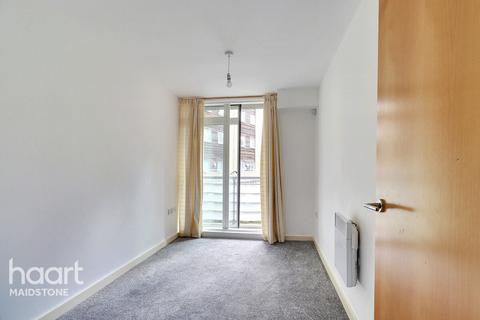 2 bedroom apartment for sale, Kingfisher Meadow, Maidstone