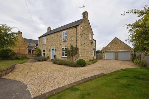 4 bedroom detached house for sale, Stamford Road, Barnack, Stamford