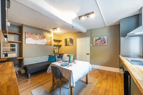 undefined, Harrogate Road, Leeds LS7