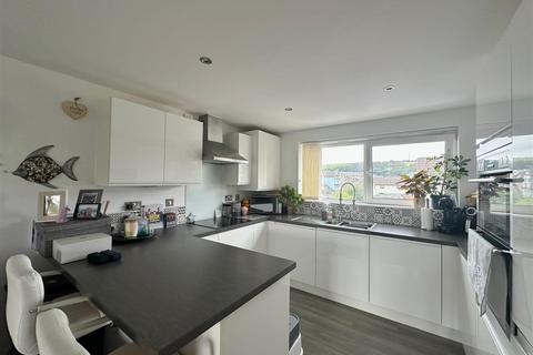 2 bedroom apartment for sale, Causeway View, Plymouth PL9