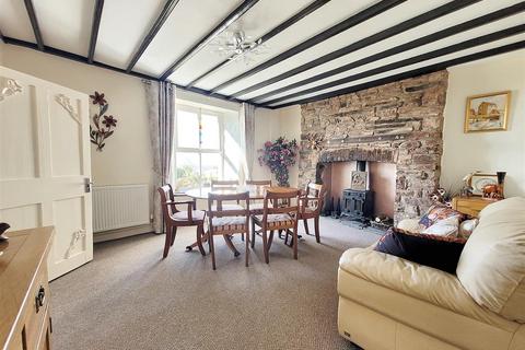 undefined, Llansadurnen, Laugharne, Carmarthen