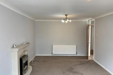 2 bedroom detached bungalow to rent, Culcheth, Cheshire WA3