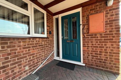 3 bedroom terraced house for sale, Chichester Drive, Quinton, Birmingham