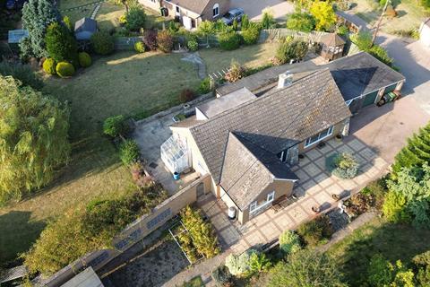 4 bedroom detached bungalow for sale, Hackford Road, Wymondham NR18