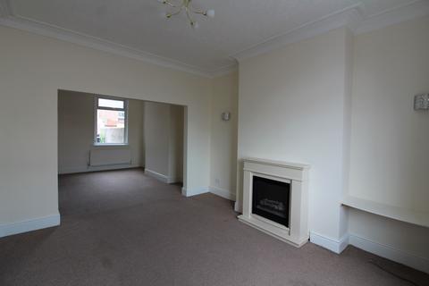 3 bedroom terraced house to rent, Collingwood Street, DL14 8LL