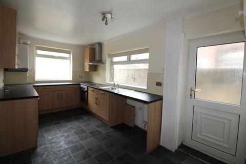 3 bedroom terraced house to rent, Collingwood Street, DL14 8LL