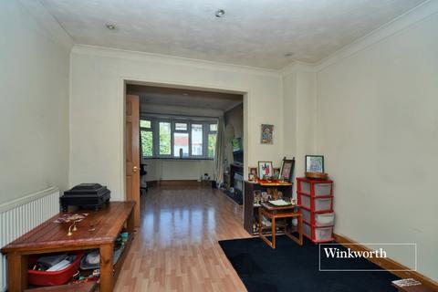 3 bedroom end of terrace house for sale, Buckland Way, Worcester Park, Surrey, KT4