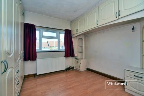 210 Buckland Way, Worcester Park, KT4 8NP