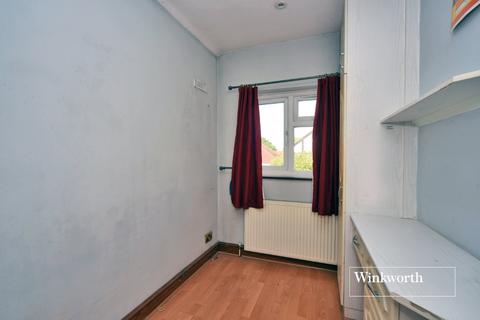 210 Buckland Way, Worcester Park, KT4 8NP