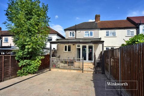 210 Buckland Way, Worcester Park, KT4 8NP