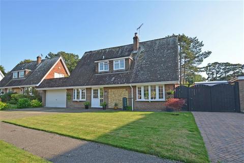 3 bedroom detached house for sale, Fox Court, Storrington, West Sussex RH20