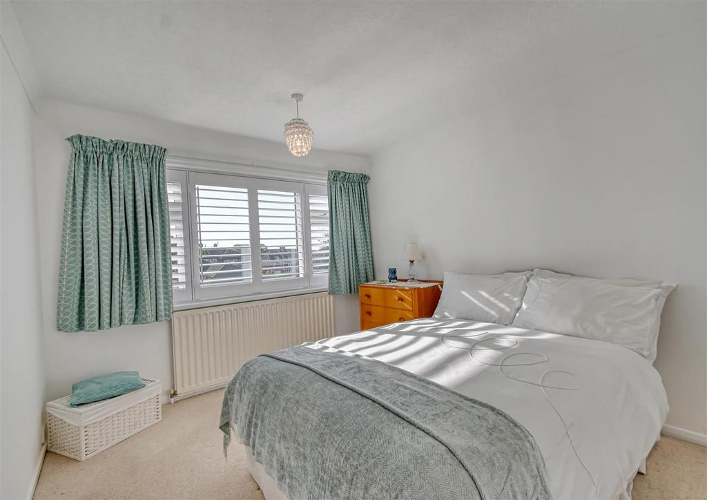 13 Grange Park-10.jpg